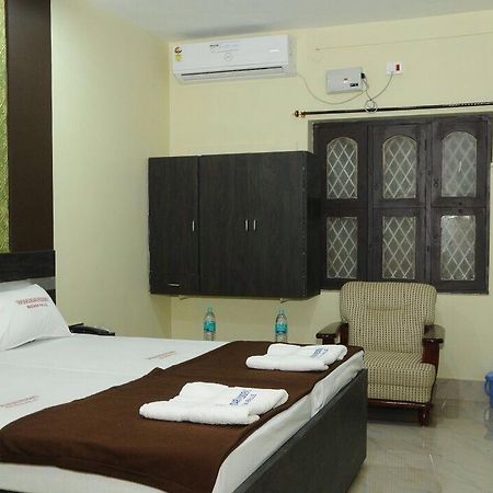 Tripura Sundari Residency Hotel Madanapalle Exterior photo