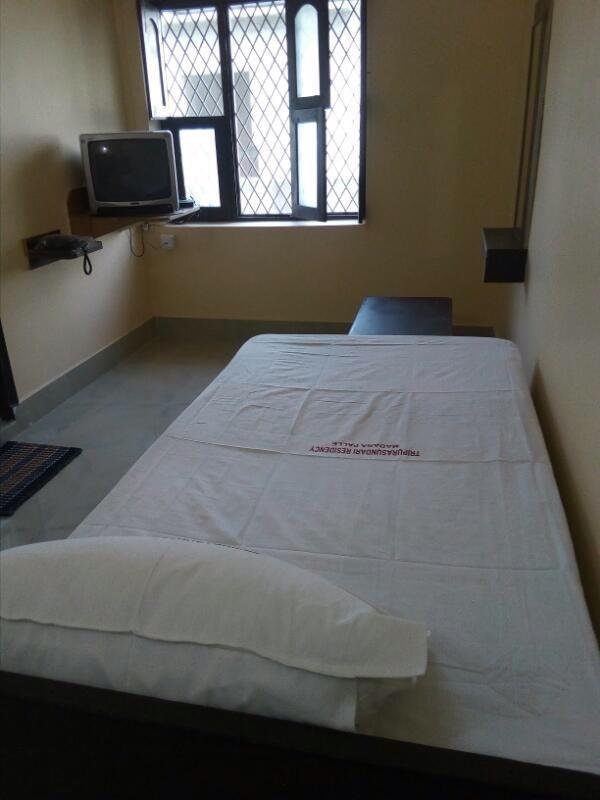Tripura Sundari Residency Hotel Madanapalle Exterior photo